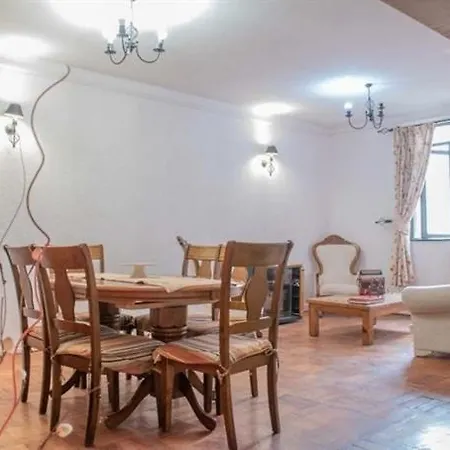 Ferienwohnung Habitacion En Dpto Paseo Bulnes